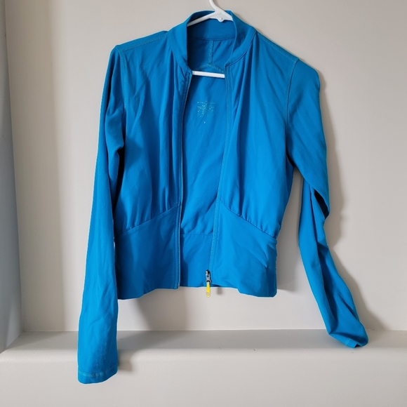 Lululemon jacket. Size 6. Teal. - Picture 2 of 9